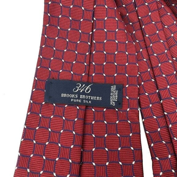 Brooks Brothers Neck Tie Pure‎ Silk Red Geometric Made in USA Mens - Picture 3 of 6